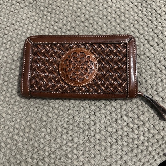 Brighton Ferrara Woven Zip Around Wallet - Picture 7 of 8